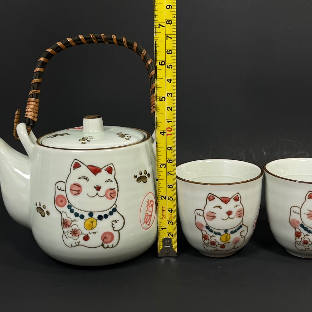 Maneki Neko Lucky Cat Japanese Ceramic Teapot and 2 Cup Set White Lucky Charm - Picture 11 of 11